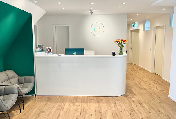 Praxis Dr. med. Klea Schmidt, Hyaluron & Botox® Unterspritzung in Ingolstadt